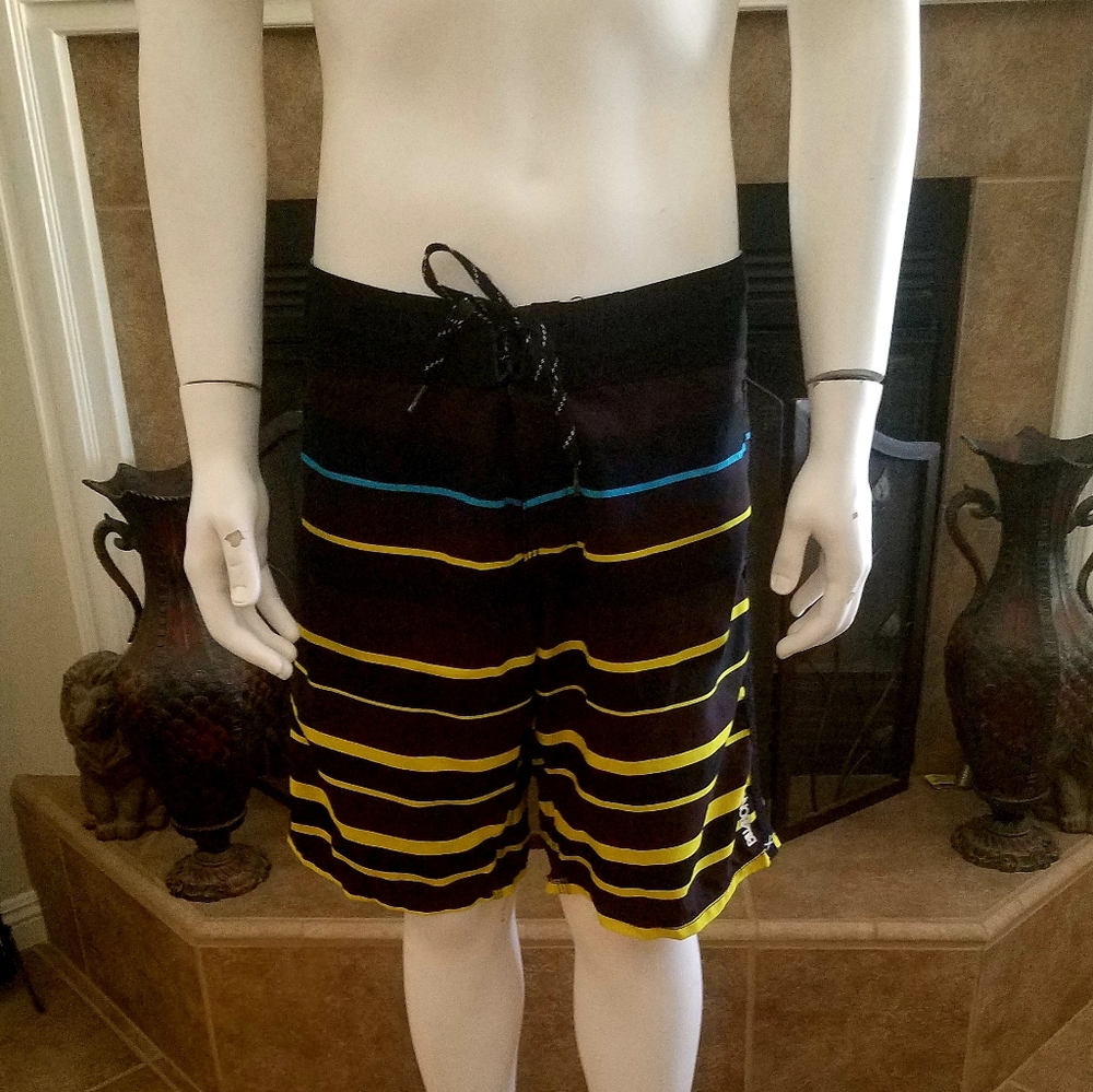 Billabong Platinum Quad Stretch Board Shorts - Picture 2 of 13